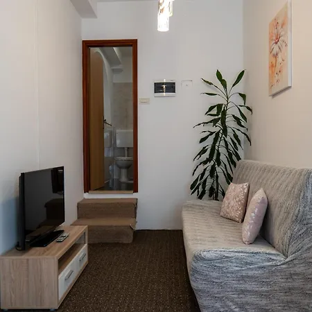 Irena's Place A1 公寓